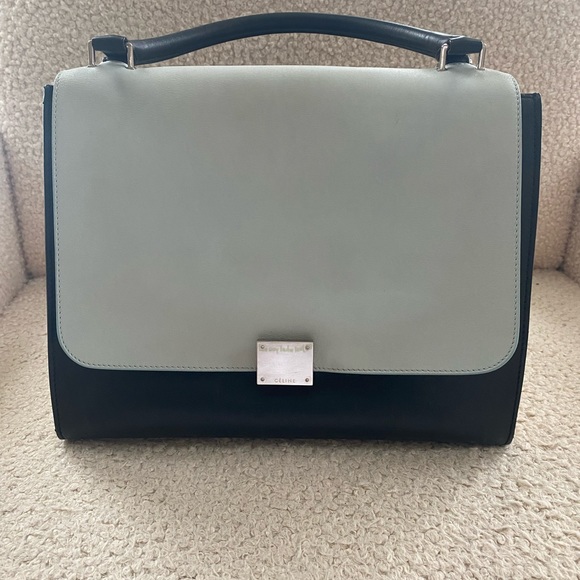 Authentic medium calfskin Celine Trapèze in black, white and pale blue - Picture 7 of 13